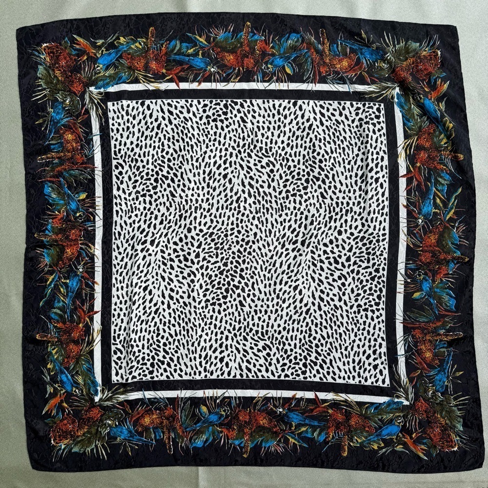 Unbranded Black White Square Polyester Satin Scarf 36 x 36” Leopard Parrot